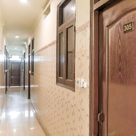 Hotel O Shri Sai Guest House Делхи Екстериор снимка