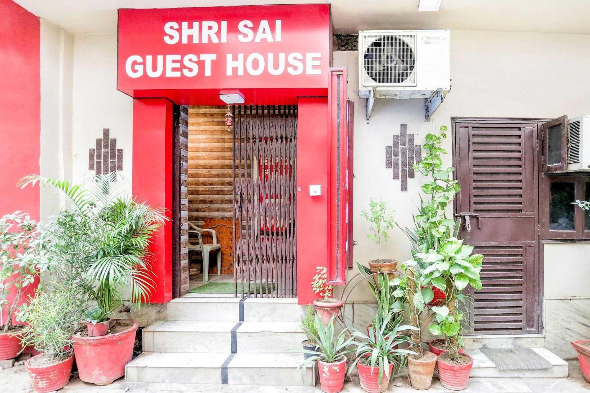 Hotel O Shri Sai Guest House Делхи Екстериор снимка